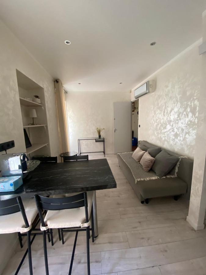 Le Suquet, Old Town, Center, 2 Appt, Public Parking